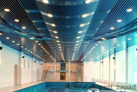 Реечный алюминиевый потолок